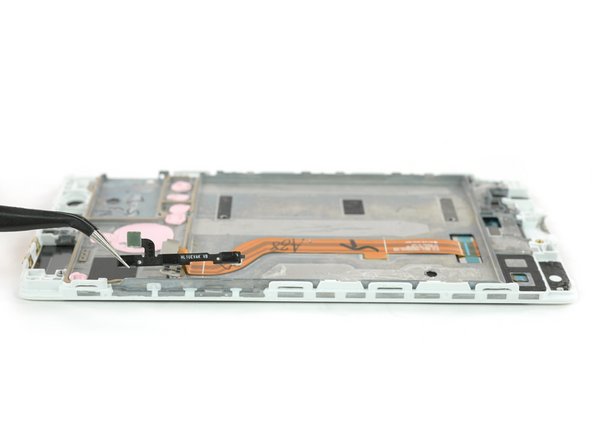 Huawei P9 Display Assembly with Frame Replacement: crwdns2935265:017crwdnd2935265:02crwdnd2935265:03crwdne2935265:0