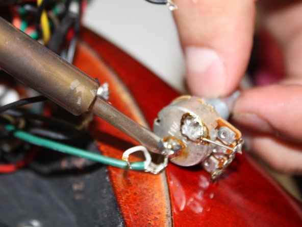 Ibanez 5 String Bass Model SR405QM Potentiometer Replacement: crwdns2935265:012crwdnd2935265:02crwdnd2935265:03crwdne2935265:0