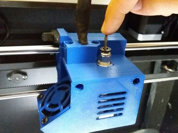 Head Cleaning V4/V5, Removing the inner PTFE: crwdns2935265:06crwdnd2935265:02crwdnd2935265:03crwdne2935265:0