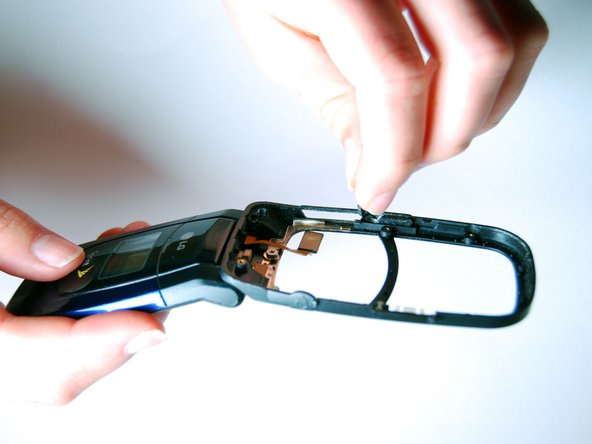 LG LX150 Volume Toggle Replacement, Volume Toggle: crwdns2935265:06crwdnd2935265:02crwdnd2935265:03crwdne2935265:0