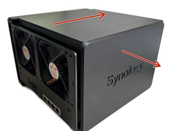 Synology DS1522+ Lüftertausch, Gehäuse entfernen: step 5, image 2 of 2