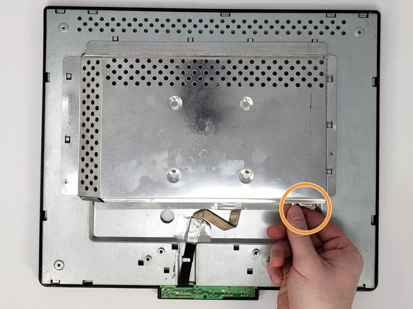 Acer AL1716 Capacitor Replacement: 手順 3、 3の画像 2