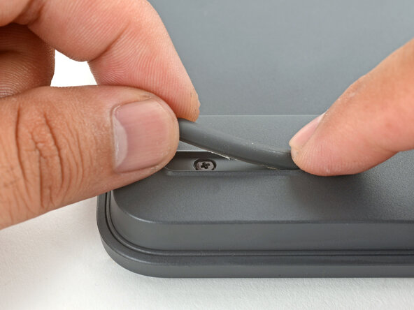 Logitech Signature Slim Solar+ Feet Replacement, Install a replacement foot: crwdns2935265:03crwdnd2935265:02crwdnd2935265:03crwdne2935265:0