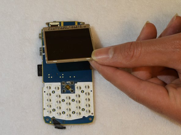 Blackberry 8110 Display Replacement, Disconnecting the display: crwdns2935265:08crwdnd2935265:02crwdnd2935265:02crwdne2935265:0