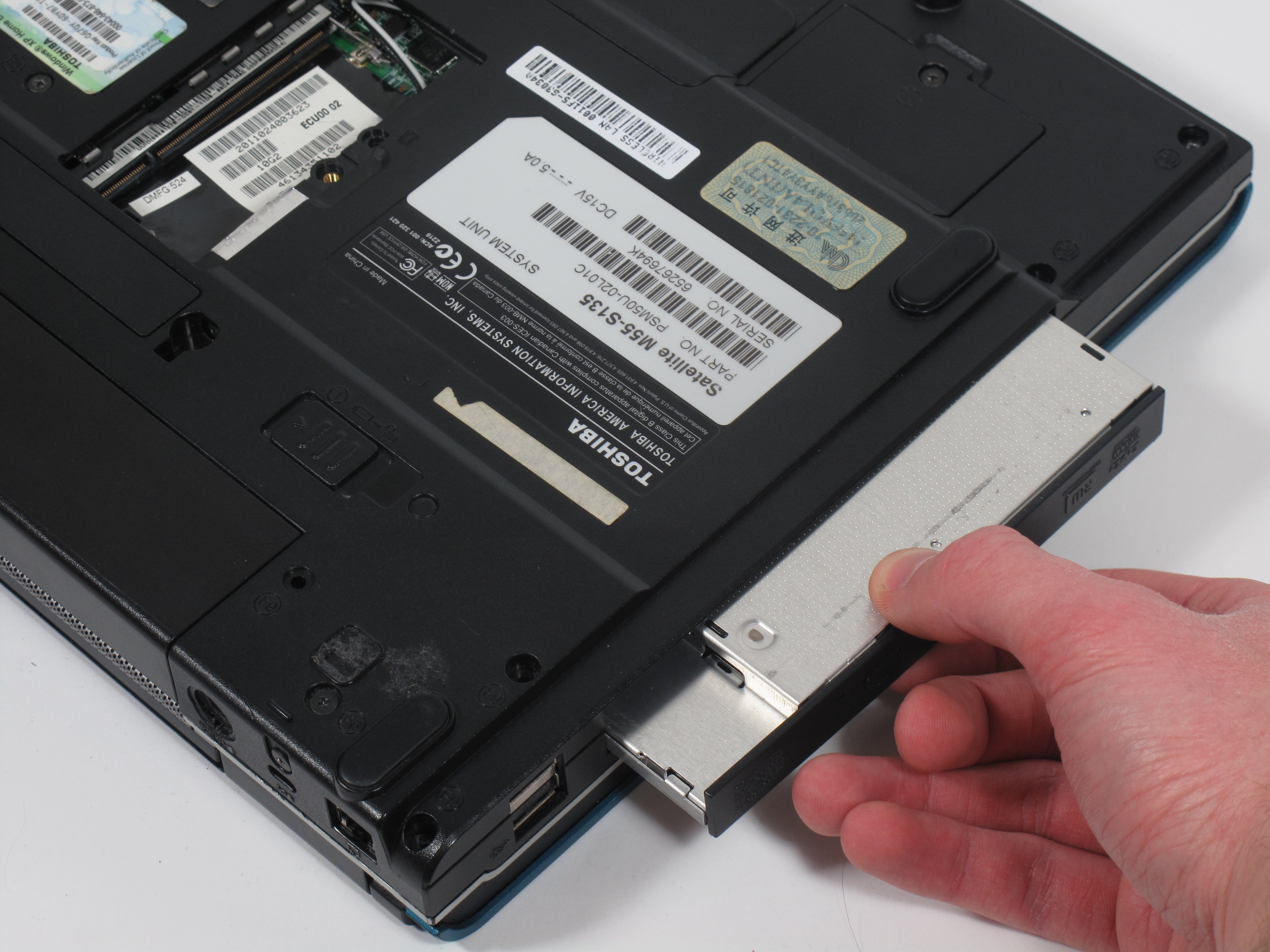 Оптический привод hp dg189b black. Ноутбук toshiba satellite l30-114. Оптический привод toshiba samsung storage technology ts-t632a black. Оптический привод toshiba samsung storage technology sh-w162c white. Toshiba satellite m55-s139.