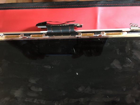 How to build a display using a iMac: step 15, image 2 of 3