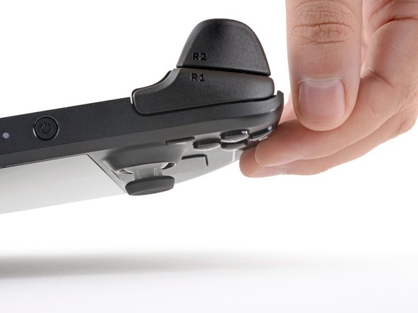 Steam Deck Right Thumbstick Replacement, Remove the thumbstick screws: crwdns2935265:010crwdnd2935265:02crwdnd2935265:02crwdne2935265:0