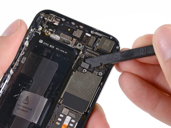 Замена задней части корпуса iPhone 5: crwdns2935265:021crwdnd2935265:01crwdnd2935265:03crwdne2935265:0