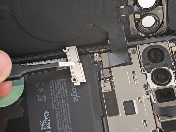 Google Pixel 10 Pro XL USB‑C Board Replacement: 13 단계, 이미지 2개 중 2개