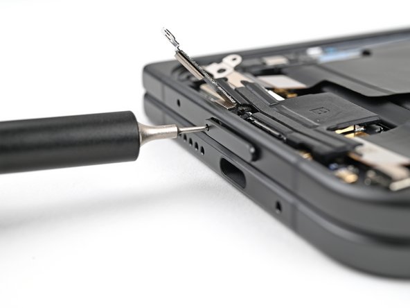Google Pixel 9 Pro Fold Flip Battery Replacement