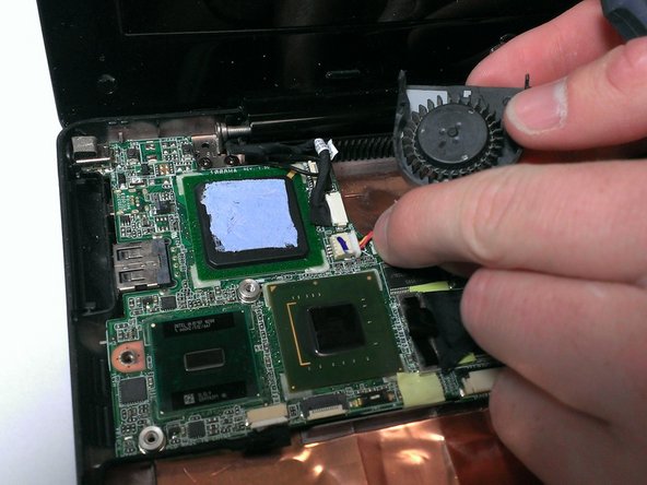 Disassembling ASUS Eee pc 1008Ha: crwdns2935265:05crwdnd2935265:02crwdnd2935265:02crwdne2935265:0