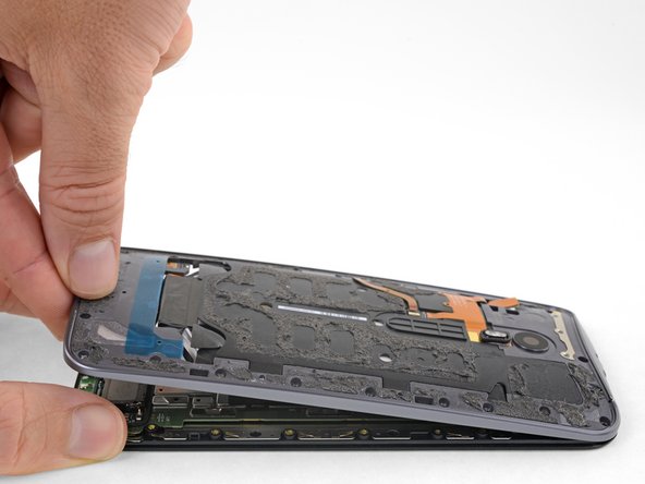 Moto X Pure Edition Auxiliary Port Replacement: crwdns2935265:017crwdnd2935265:02crwdnd2935265:03crwdne2935265:0