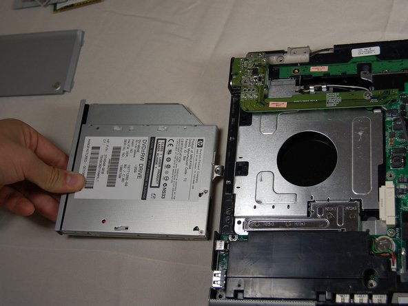 HP Pavilion dv1000 CD Drive Replacement: crwdns2935265:023crwdnd2935265:02crwdnd2935265:02crwdne2935265:0