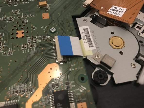 Sony DVP-FX810 Disassembly: crwdns2935265:05crwdnd2935265:02crwdnd2935265:03crwdne2935265:0