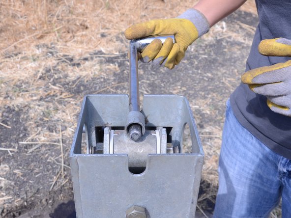 Afridev Casing Pipe Disassembly, Axle and Handle: crwdns2935265:04crwdnd2935265:02crwdnd2935265:03crwdne2935265:0