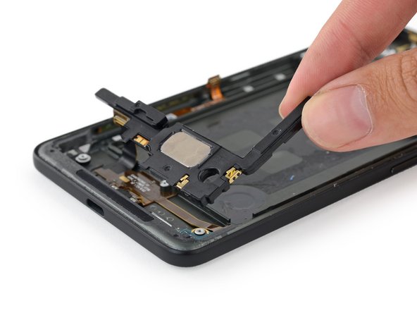Google Pixel 2 XL Teardown: crwdns2935265:013crwdnd2935265:02crwdnd2935265:03crwdne2935265:0