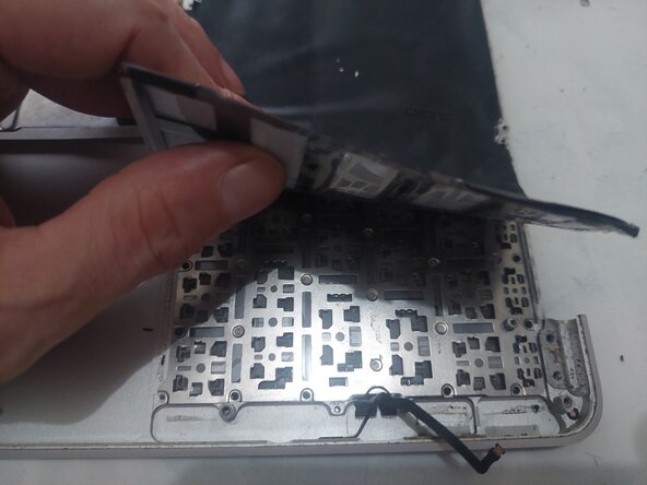 MacBook Air 11" Late 2010 Keyboard Replacement, Removing the backlight: crwdns2935265:02crwdnd2935265:03crwdnd2935265:03crwdne2935265:0