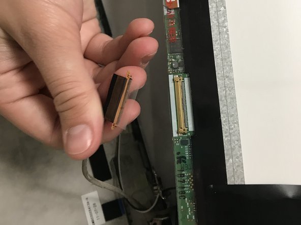 Toshiba Portege R835-P56X Screen Replacement: crwdns2935265:012crwdnd2935265:02crwdnd2935265:02crwdne2935265:0