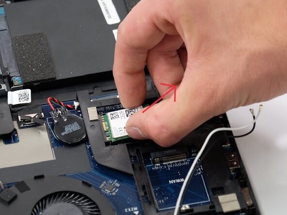 Dell Latitude 5580 Display Replacement: crwdns2935265:07crwdnd2935265:03crwdnd2935265:03crwdne2935265:0