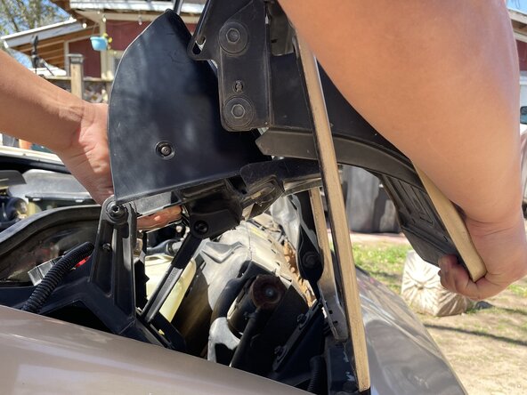 1986 Pontiac Fiero Headlight Motor Gear Replacement, Headlight Motor Gear and Spacers: crwdns2935265:01crwdnd2935265:03crwdnd2935265:03crwdne2935265:0