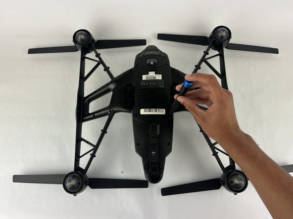 Yuneec Typhoon Q500 4K Bottom Frame Replacement: crwdns2935265:04crwdnd2935265:03crwdnd2935265:03crwdne2935265:0