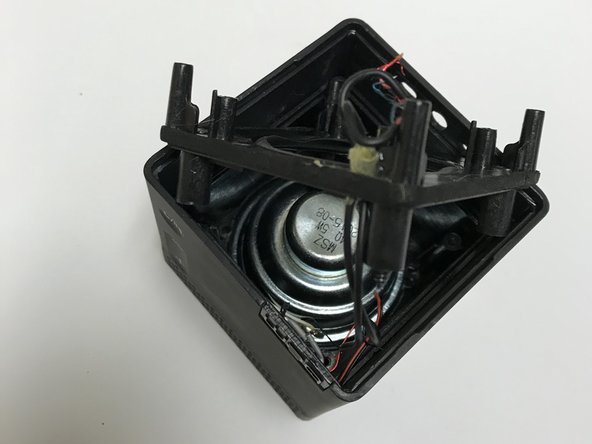 BEM Mojo 2 Speaker Replacement: crwdns2935265:011crwdnd2935265:02crwdnd2935265:02crwdne2935265:0