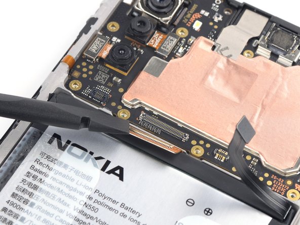 Nokia G22 Screen Assembly Replacement, Disconnect the display cable: crwdns2935265:026crwdnd2935265:02crwdnd2935265:02crwdne2935265:0
