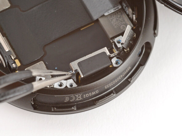 Google Pixel Watch 5 Screen Replacement, Remove the screen cable bracket: step 14, image 2 of 3