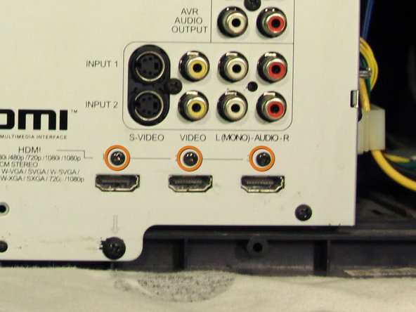Mitsubishi WD57734 Input/Output Board Replacement: crwdns2935265:011crwdnd2935265:03crwdnd2935265:03crwdne2935265:0