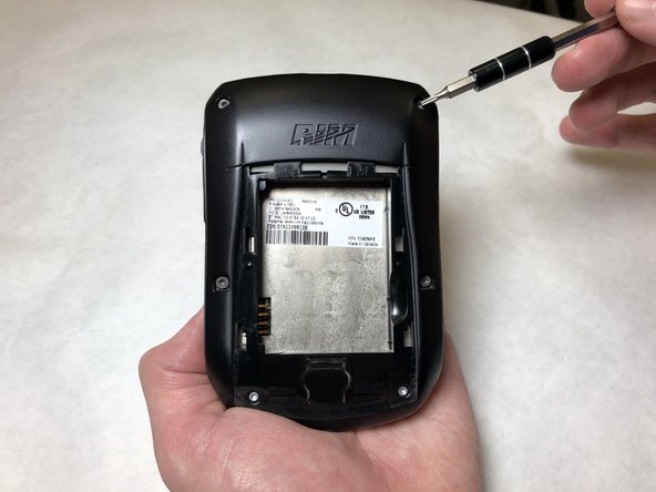 Blackberry RIM 7250 Side Button Replacement, Back Housing: crwdns2935265:04crwdnd2935265:02crwdnd2935265:02crwdne2935265:0