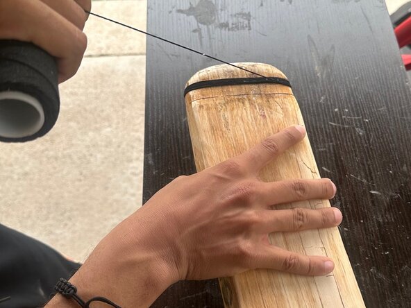 How to Repair Minor Cricket Bat Damage: crwdns2935265:04crwdnd2935265:02crwdnd2935265:03crwdne2935265:0