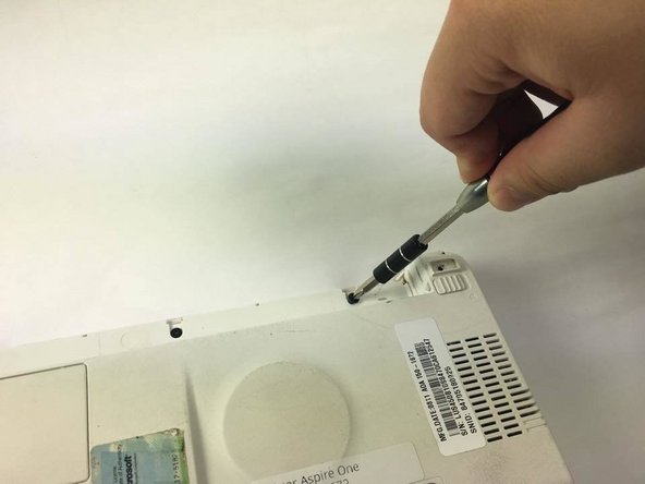 Acer Aspire One A150-1672 Hinge Replacement: crwdns2935265:019crwdnd2935265:03crwdnd2935265:03crwdne2935265:0