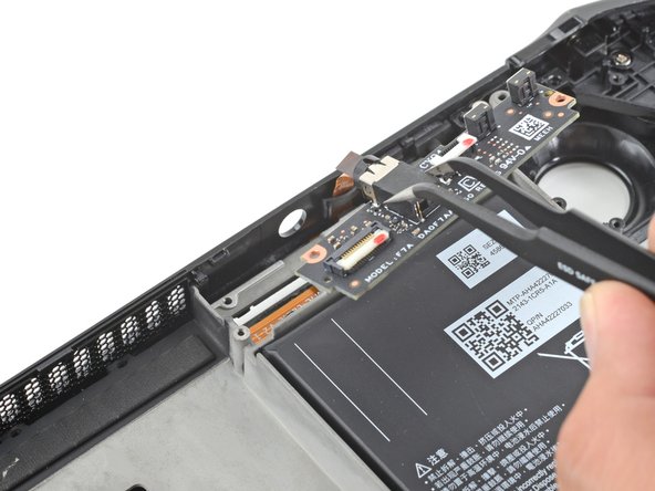 Steam Deck Front Shell Replacement, Remove the audio board: crwdns2935265:065crwdnd2935265:03crwdnd2935265:03crwdne2935265:0
