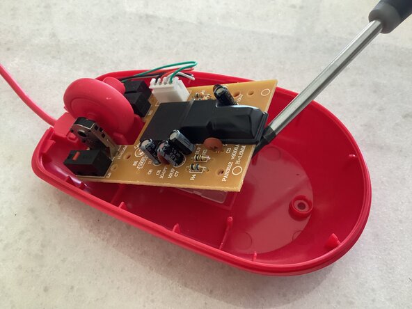 Raspberry Pi Mouse Teardown: crwdns2935265:06crwdnd2935265:02crwdnd2935265:03crwdne2935265:0