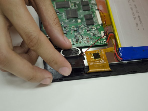 Trio STEALTH-9 Motherboard Replacement: crwdns2935265:013crwdnd2935265:02crwdnd2935265:02crwdne2935265:0