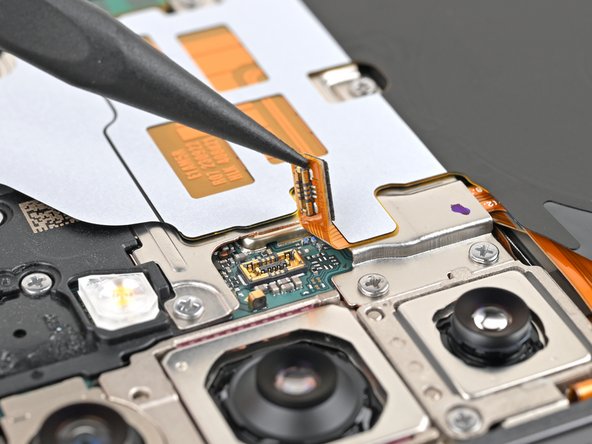Samsung Galaxy S24 Screen and Battery Assembly Replacement
