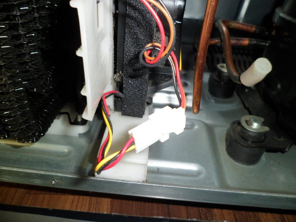 Panasonic NR B 53 V1  Refrigerator ventilator / fan cleaning: step 6, image 1 of 3