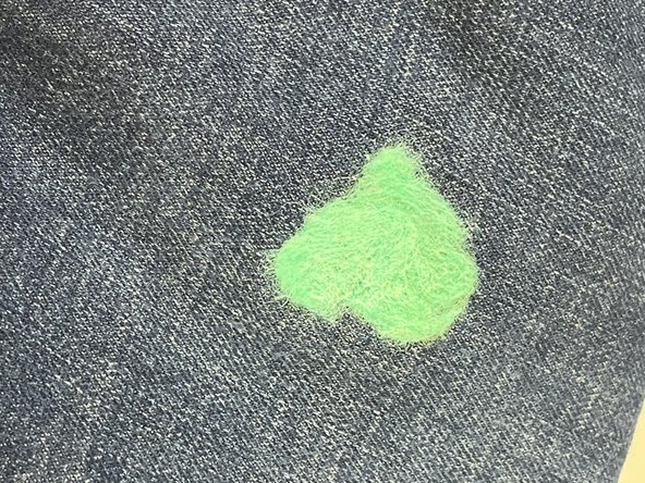 How to Patch a Hole in Jeans with Wool: crwdns2935265:09crwdnd2935265:03crwdnd2935265:03crwdne2935265:0