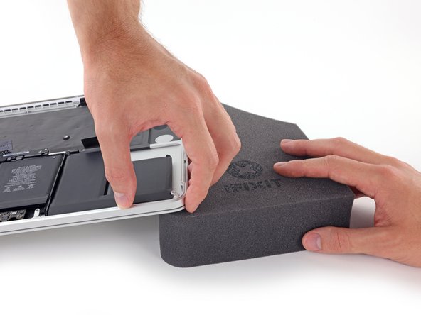 MacBook Pro 15" Retina Display Mid 2015 Battery Replacement: crwdns2935265:052crwdnd2935265:02crwdnd2935265:02crwdne2935265:0