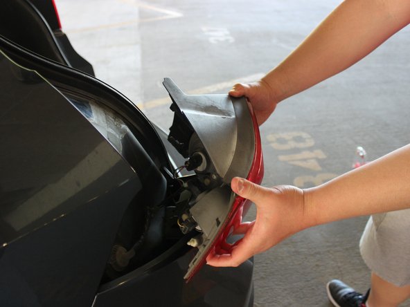 2007-2012 Acura Rdx Tail Light Bulb Replacement: step 5, image 1 of 2