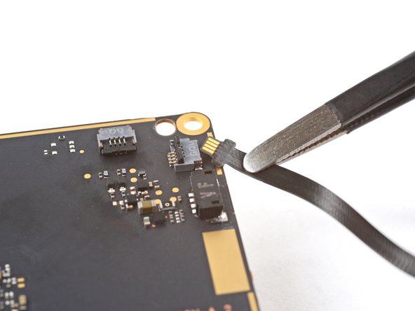 HTC Vive XR Elite Motherboard Replacement: crwdns2935265:0121crwdnd2935265:02crwdnd2935265:02crwdne2935265:0