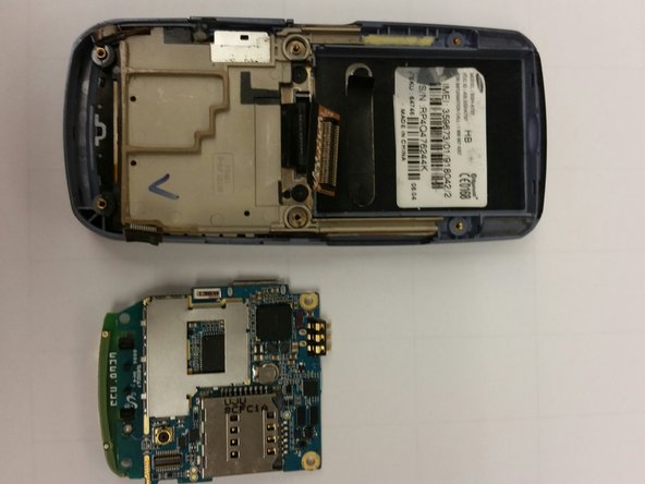 Samsung SGH-A737 Camera  Replacement, Circuit Board Continued: crwdns2935265:06crwdnd2935265:02crwdnd2935265:02crwdne2935265:0