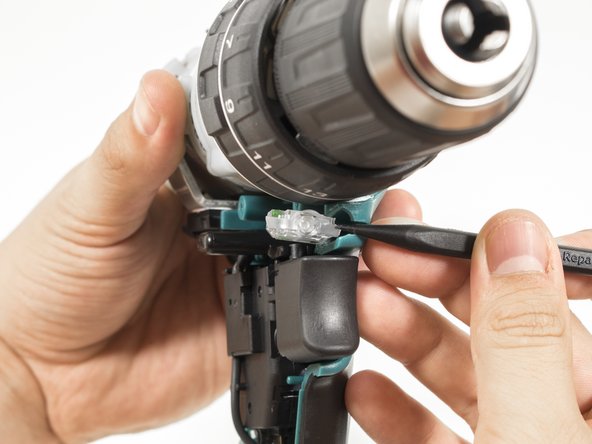 Makita XPH01 LED Light Replacement, LED Light: crwdns2935265:08crwdnd2935265:02crwdnd2935265:02crwdne2935265:0