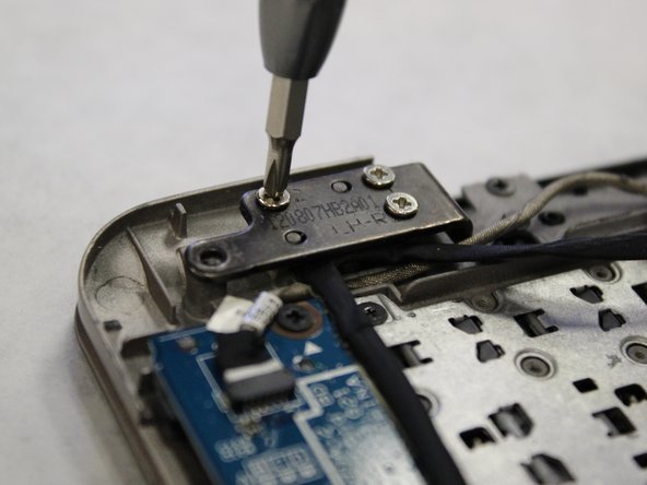 Acer Aspire S3 MS2346 Display Assembly Replacement, Display Assembly: crwdns2935265:05crwdnd2935265:02crwdnd2935265:02crwdne2935265:0