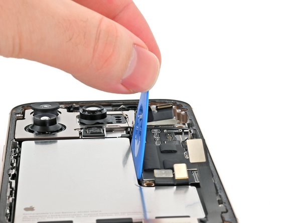 iPhone 16 Pro Logic Board Replacement