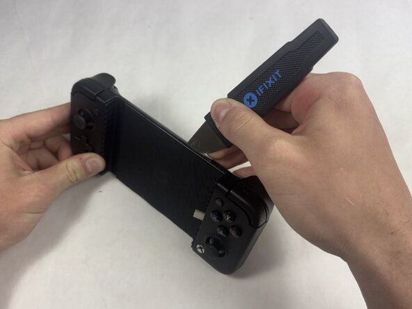 GameSir X2 Pro Bumper Replacement: step 4, image 1 of 3