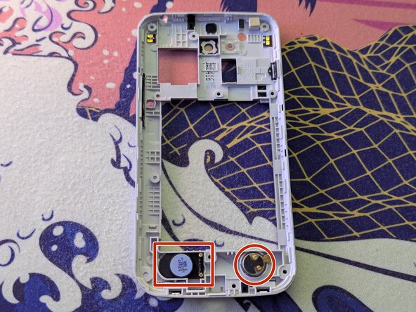 LG Optimus L90 Dual Teardown: crwdns2935265:05crwdnd2935265:01crwdnd2935265:01crwdne2935265:0