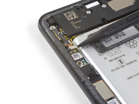 Google Pixel 3 Rear-Facing Camera Replacement, Disconnect the loudspeaker: step 20, image 2 of 2