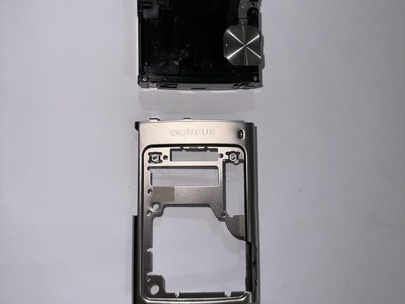 Olympus Stylus 1030 SW Rear Case Replacement: crwdns2935265:04crwdnd2935265:02crwdnd2935265:02crwdne2935265:0