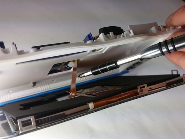 VTech InnoTab Max Motherboard Replacement: crwdns2935265:013crwdnd2935265:03crwdnd2935265:03crwdne2935265:0